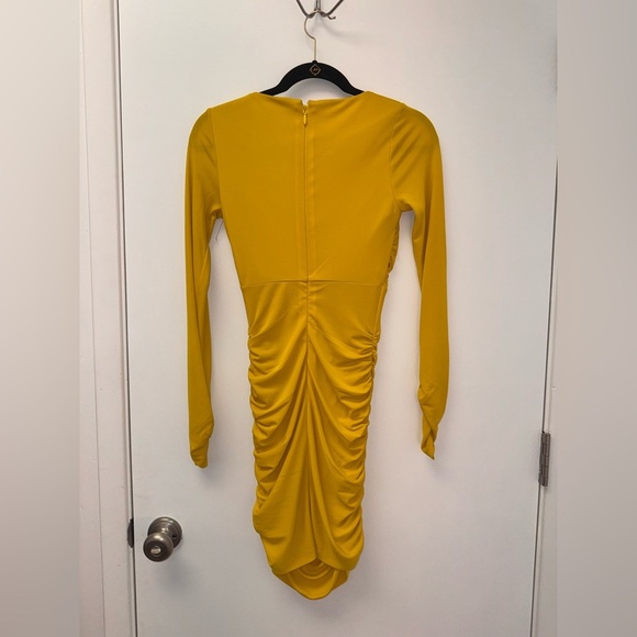 NWOT Cinq A Sept Yellow Long Sleeve Ruched V Neck Miah Mini Dress sz 0 - Picture 4 of 7